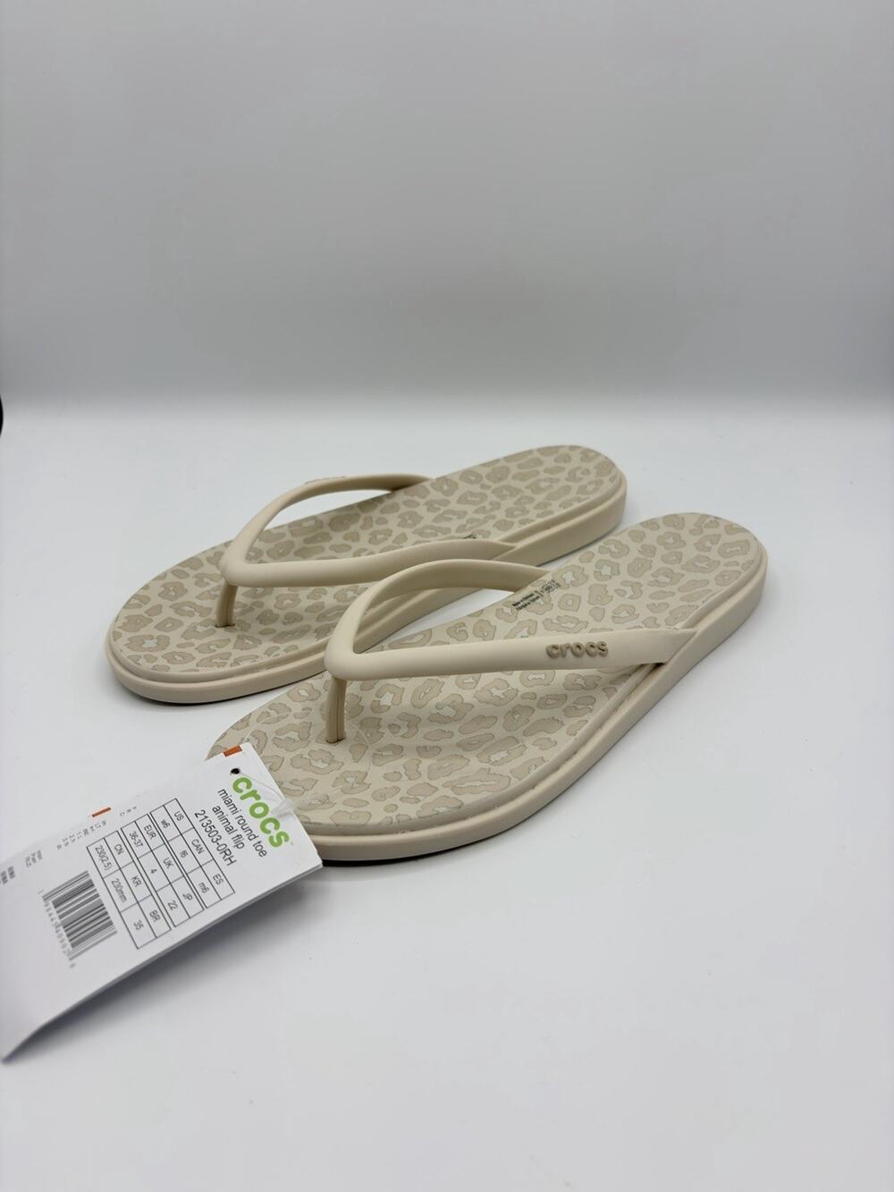 Crocs Women's Miami Round Toe Animal Flip Flop Almond Tint/Leopard Sz 6 NWT READ
